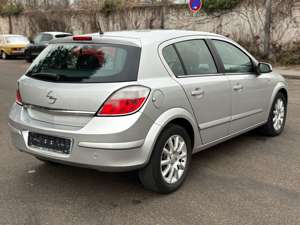 Opel Astra H Lim. Elegance 1.6 1.Hand Klima Xenon Bild 5