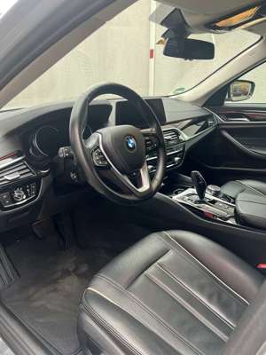 BMW 530 530d xDrive Touring Aut. Luxury Line Bild 5