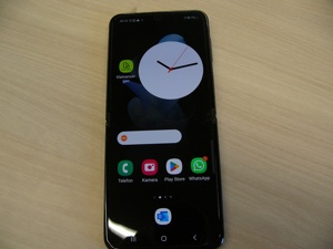 Samsung Galaxy Zflip 4 5G black 128GB Bild 5