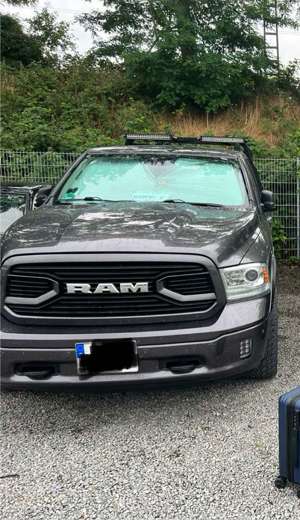 RAM 1500 Crew Cab Laramie Autogas, Led, Longbed Bild 3