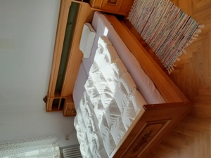 Schlafzimmermöbel von Voglauer und Wohnzimmerschrank Bild 1