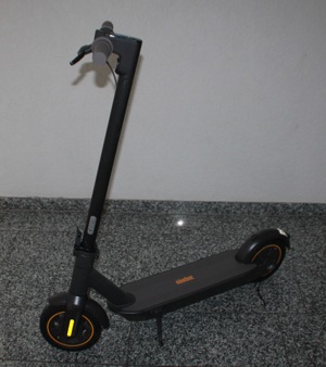 NineBot Scooter G30 ohne Deckel und ohne Akku Bild 3