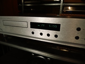 MYRYAD T-20 High-End CD-Player made in England 1998 silver Front Bild 7
