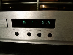 MYRYAD T-20 High-End CD-Player made in England 1998 silver Front Bild 8
