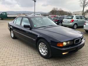 BMW 740 i Gepflegt Original Zustand !!BMW Scheckheft! Bild 2