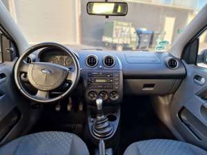 Ford Fiesta 1.4 Ambiente Bild 5