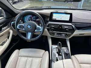 BMW 550 Bild 10