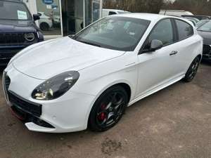 Alfa Romeo Giulietta Veloce 241PS AUTOMATIK ALCAN NAVI BOSE