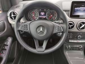 Mercedes-Benz B 200 Mercedes-Benz B 200 2.1 CDI+136Ps+DSG+Standh.+ Bild 3
