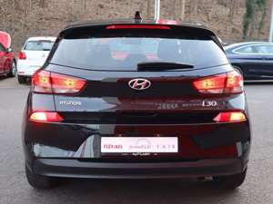 Hyundai i30 1.4 T-GDI YES! Navi Kamera PDC Sitzheizung Bild 6