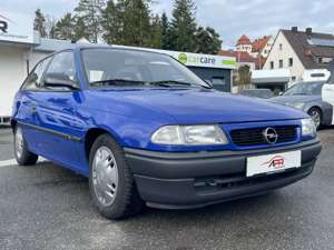 Opel Astra 1.4 GL Rostfrei Sehr gepflegt Bild 3