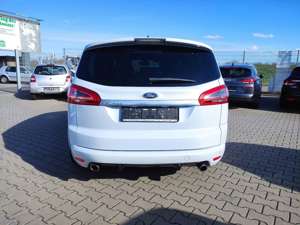 Ford S-Max S-MAX Titanium S Autom. 7-Sitze+Xenon+Pano Bild 4