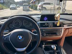 BMW 320 F30 320d Luxury Line Bild 5
