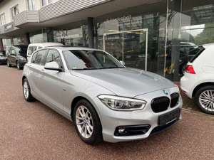 BMW 120 120d Sport Line Leder/LED/Schiebedach/Navi/Kamera