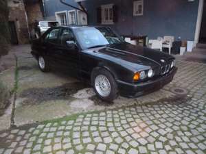BMW 520 i  1. Hand völlg Original Unverbastelt 5 Gang Bild 2