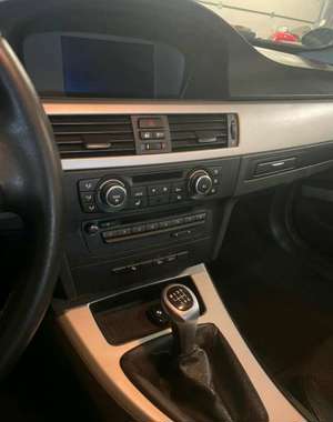 BMW 320 320d DPF Touring Bild 5