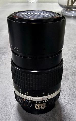  Nikon F3 mit Motor Drive MD 4 & Nikon Speedlight SB + 2 Objektive im Koffer Bild 8