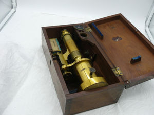  Deutsches Trommel-Mikroskop No. 143 A.Henkel Bonn im Kasten um 1851 Rarität Bild 1