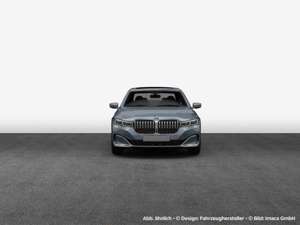 BMW 730 730d xDrive Aut. AHK Glasdach Shz vo+hi Massage Bild 3