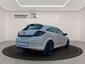 Opel Astra H GTC Innovation"110 Jahre"2.0 Turbo OPC Bild 3