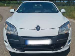 Renault Megane dCi 130 FAP Coupe Night and Day Bild 4