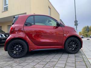 smart forTwo BRABUS TAILOR MADE RED EDITION Bild 4