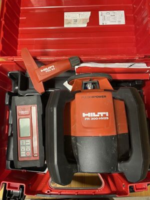  Hilti PR 300- HV2S Rotationslaser PR 300-HV2S Rotlicht- Laser im Gerätekoffer.