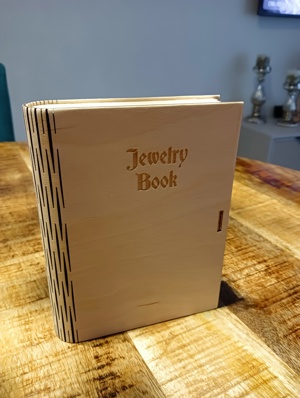 BuchBox aus Holz  Bild 1