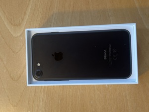 iPhone 7 schwarz 128gb Bild 5