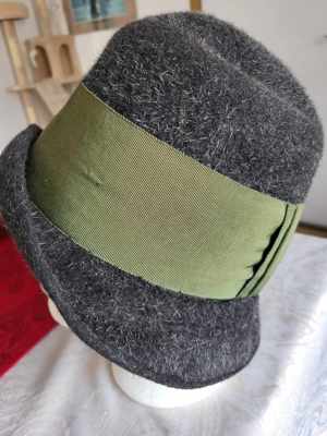 Drei alte Hüte Vintage , jeder Hut 15 Euro Bild 3
