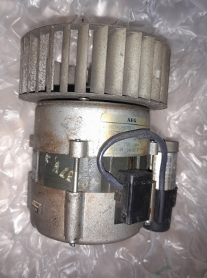 AEG Gebläsemotor Bild 4