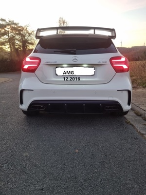 Mercedes a 45 amg 420 ps 2017  Bild 2