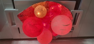 Deko Lichtschale (Blattform) mit 4 Lichtkugeln und 5 Herzen Bild 3