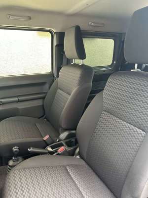 Suzuki Jimny 1.5 ALLGRIP Comfort+ Bild 4