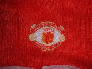 Manchester United 198283 Match Worn Number 4 Adidas Red Home Football Shirt SS Bild 8