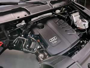 Audi Q5 2.0 TDI quattro S tronic sport Bild 2