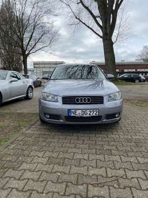 Audi A3 1.6 Attraction Bild 1