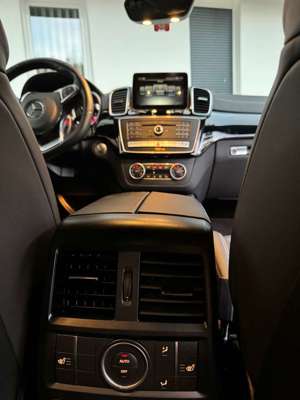 Mercedes-Benz GLE 63 AMG 4M *Night,Driver‘s,Piano,Assist-pack,COMAND,AIR* Bild 4