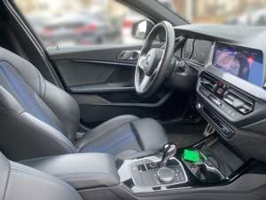 BMW 118 i M Sport Aut. LC Plus LED DAB HiFi Wireless Bild 4