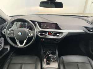 BMW 118 i Aut.Vollleder Aussenspiegel-Paket Metallic Bild 3