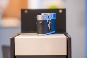 Leica M10 3-Zoll Display 24MP CMOS Systemkamera - SchwarzSilber Bild 5