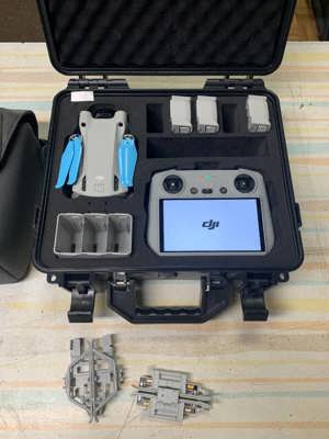 DJI Mini 3 Pro Drohne mit DJI RC-Fernbedienung + Fly More Kit mit Hartschalenkoffer Bild 1
