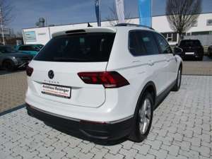 Volkswagen Tiguan 1.5 TSI Move DSG (R-Kamera,AHK,LED,ACC) Klima Bild 3