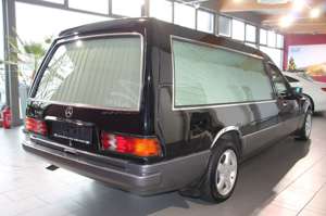 Mercedes-Benz E 280 Rappold Bestattungswagen/Leichenwagen Bild 5
