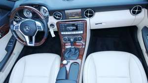 Mercedes-Benz SLK 250 ROADSTER 7G-TRONIC*PANORAMA*COMAND*1.HD* Bild 5