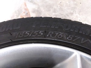 4x Reifen 185 55 r16 mit Alufelgen Sommer Bild 3