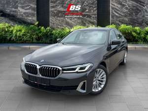 BMW 530 530e xDrive Aut. Luxury Line Innovationspaket - BM Bild 1
