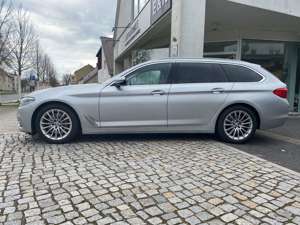 BMW 530 d xDrive Luxury Line-PANO+LED+NAVI-VOLL Bild 1