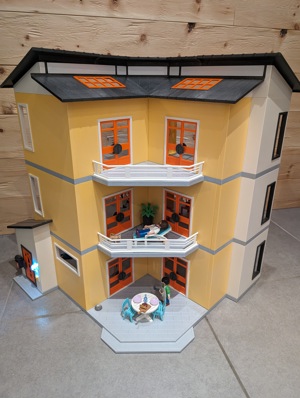 Playmobil Haus City Life mit extra Etage und Einrichtung  Bild 9