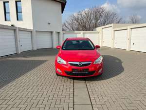 Opel Astra Design Edition Bild 1
